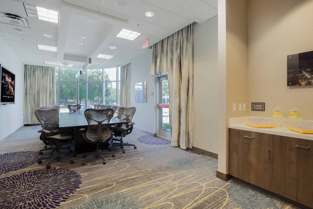 Residence Inn by Marriott San Jose Airport - photo 23