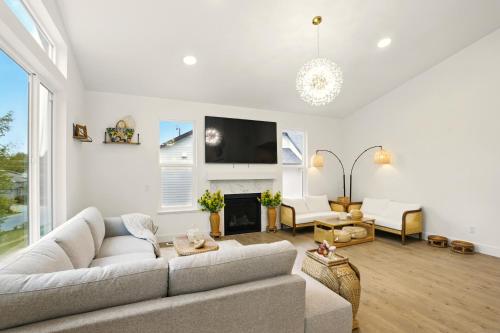 Ruby 17 New build beautiful lake view 5beds 12 sleeping — Anchorage — photo 3