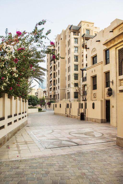 Dream Inn Dubai Apartments Tiara Palm Jumeirah — 5-Star Luxury Hotel in Dubai, United Arab Emirates