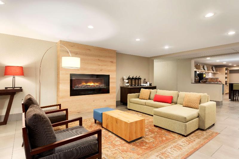 Country Inn & Suites by Radisson Cedar Rapids Airport IA - photo 3