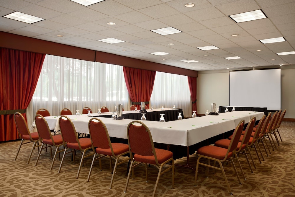 Holiday Inn Airport Portland by IHG - photo 26