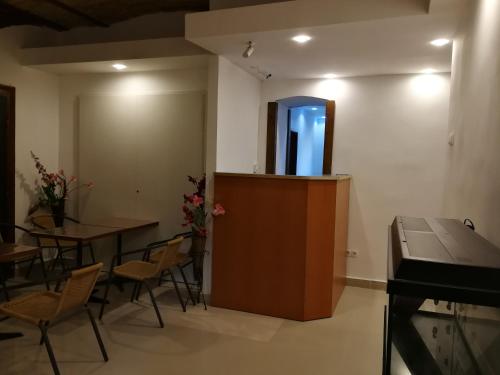 Florian Hostel — Jozsefvaros — photo 3