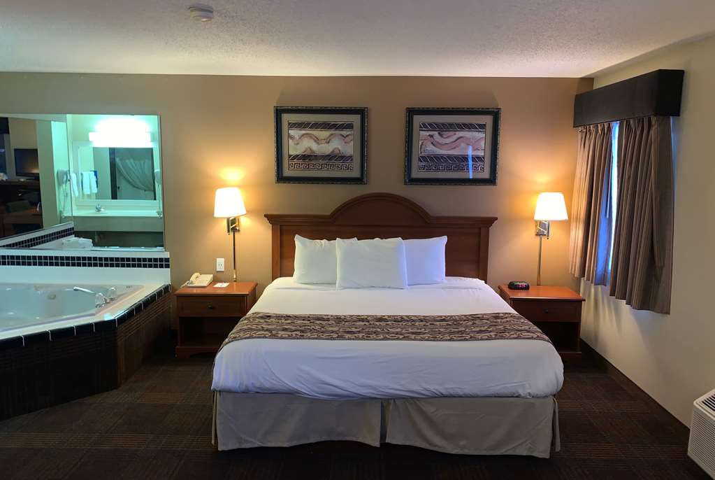 Baymont by Wyndham LeMars - photo 17