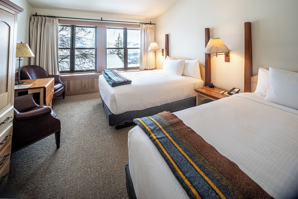 Sun Mountain Lodge - photo 14