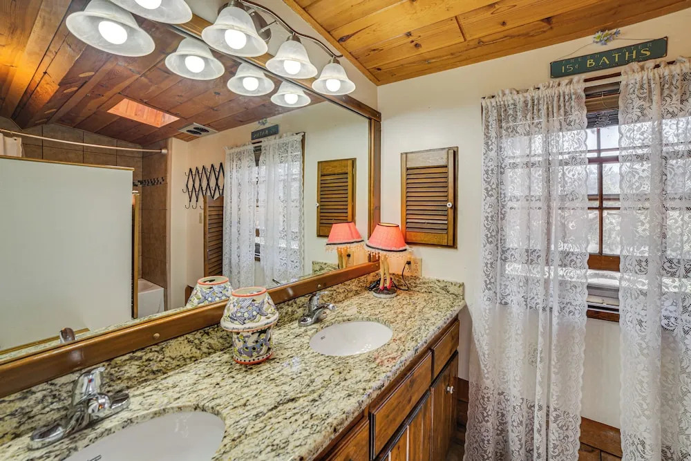 Pine Mountain Club Log Cabin w Resort Amenities - photo 7