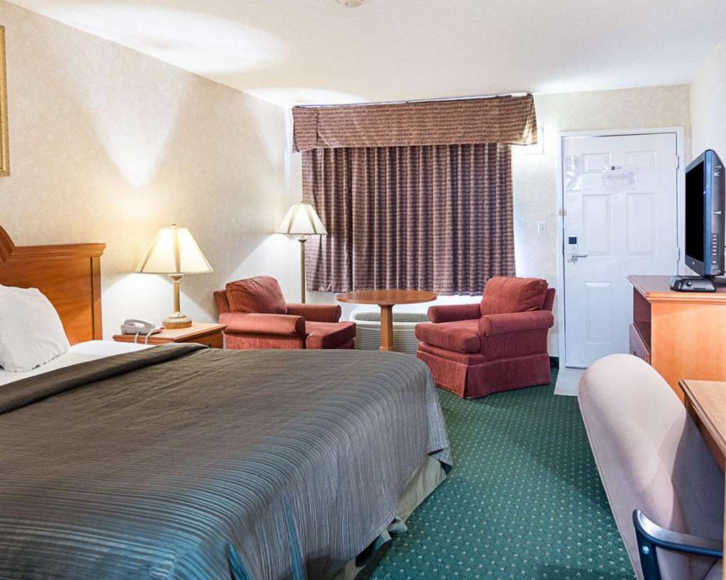 Quality Inn Petersburg Fort Lee Area - photo 12