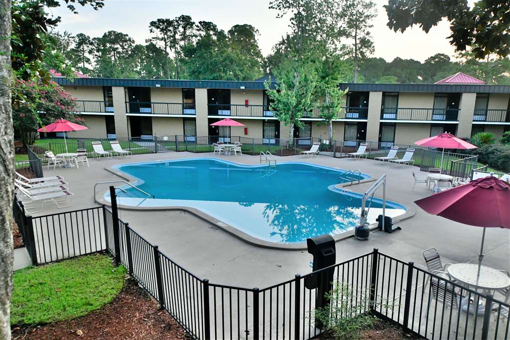 Ramada Hotel & Conference Center by Wyndham Jacksonville - photo 10
