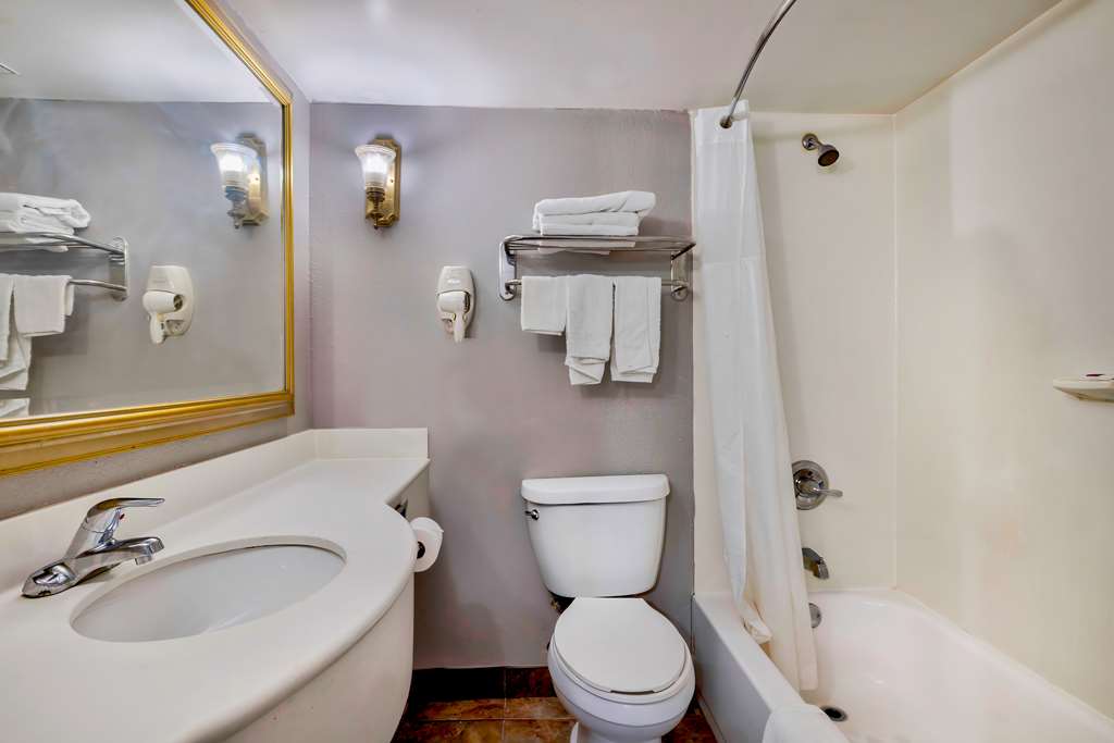 Motel6 Harrisburg PA Near PA Expo Center - photo 17