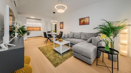 Good Vibes Lux 2Bdr Parking 2Bath — 4-Star Luxury Hotel in Zagreb, Croatia