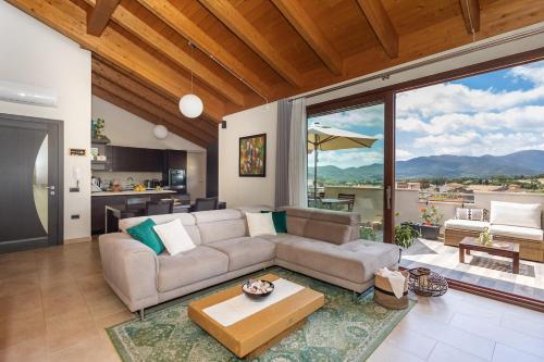 Terrazza Hikari Villacidro — 4-Star Luxury Hotel in Villacidro, Italy