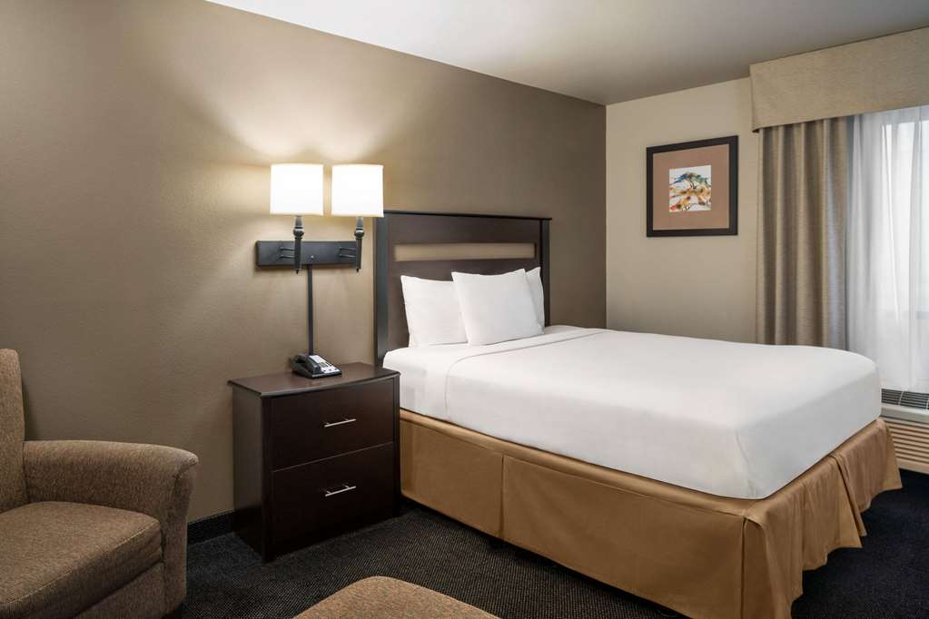 Travelodge by Wyndham Dexter - photo 35