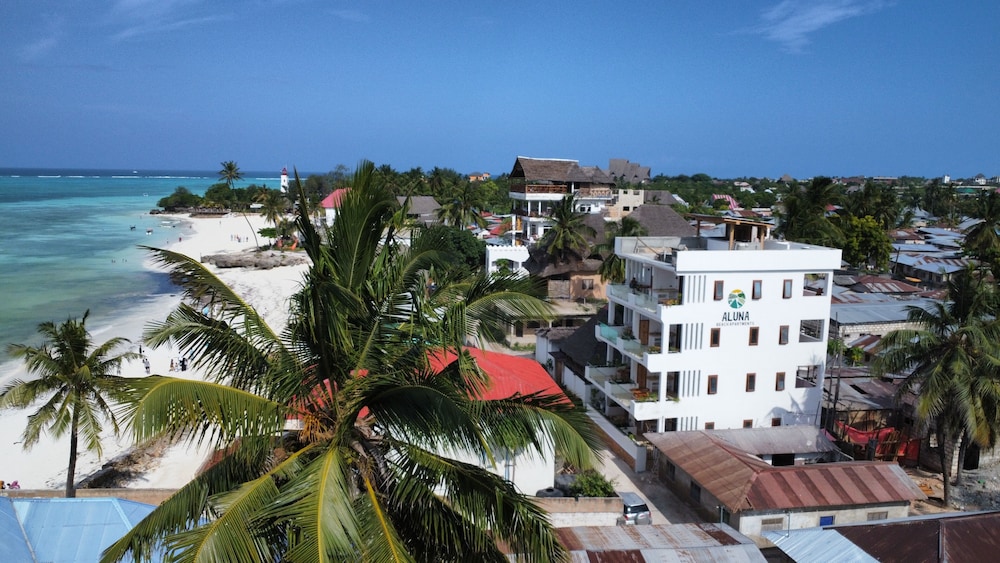 Aluna Beach Apartments — 4-Star Luxury Hotel in Nungwi, Tanzania