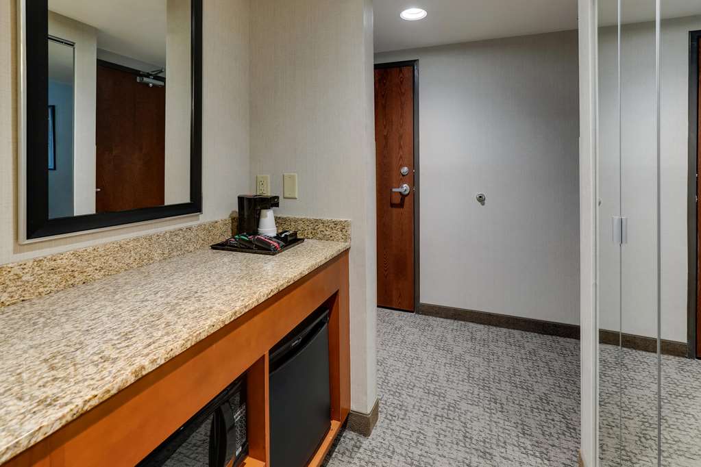Drury Inn & Suites Phoenix Airport - photo 36