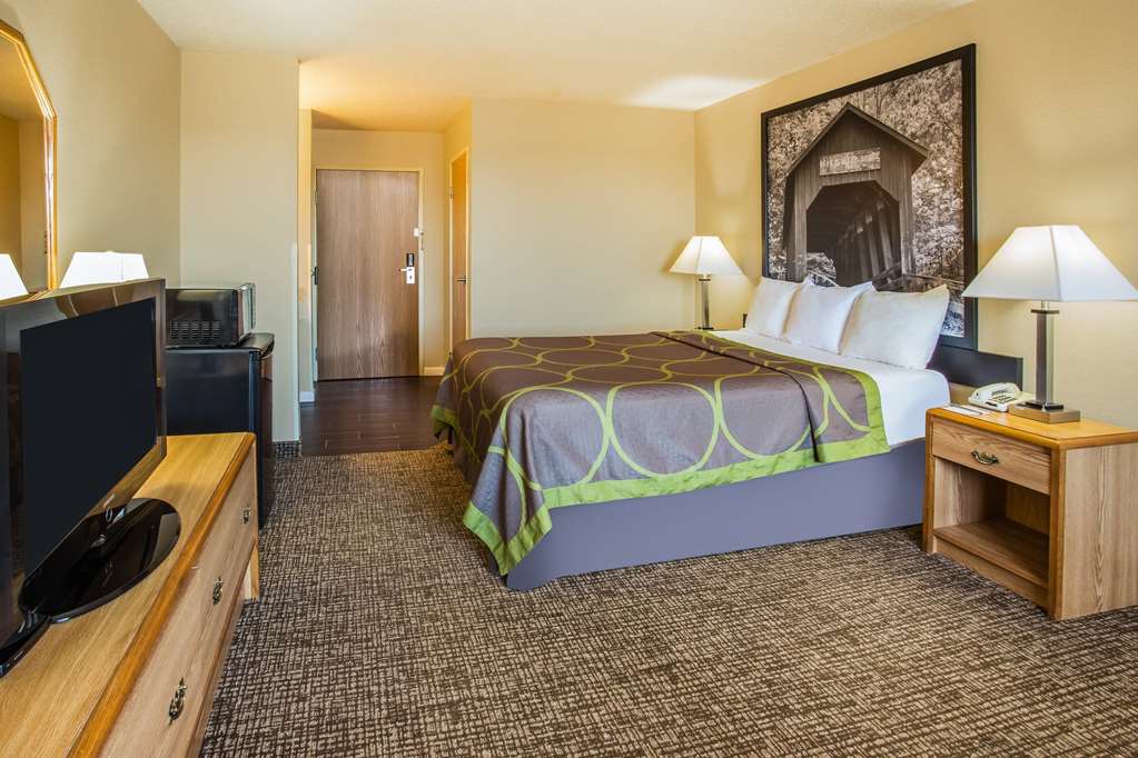 Super 8 by Wyndham Remington - photo 13