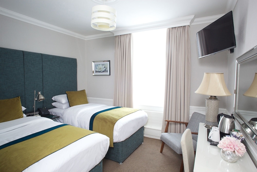 Hayes Hotel