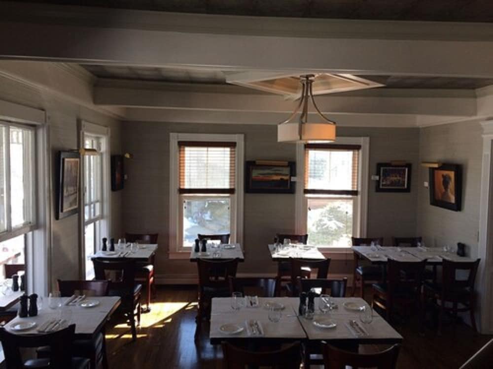 Crowne Pointe Historic Inn & Spa Adults Only - photo 71