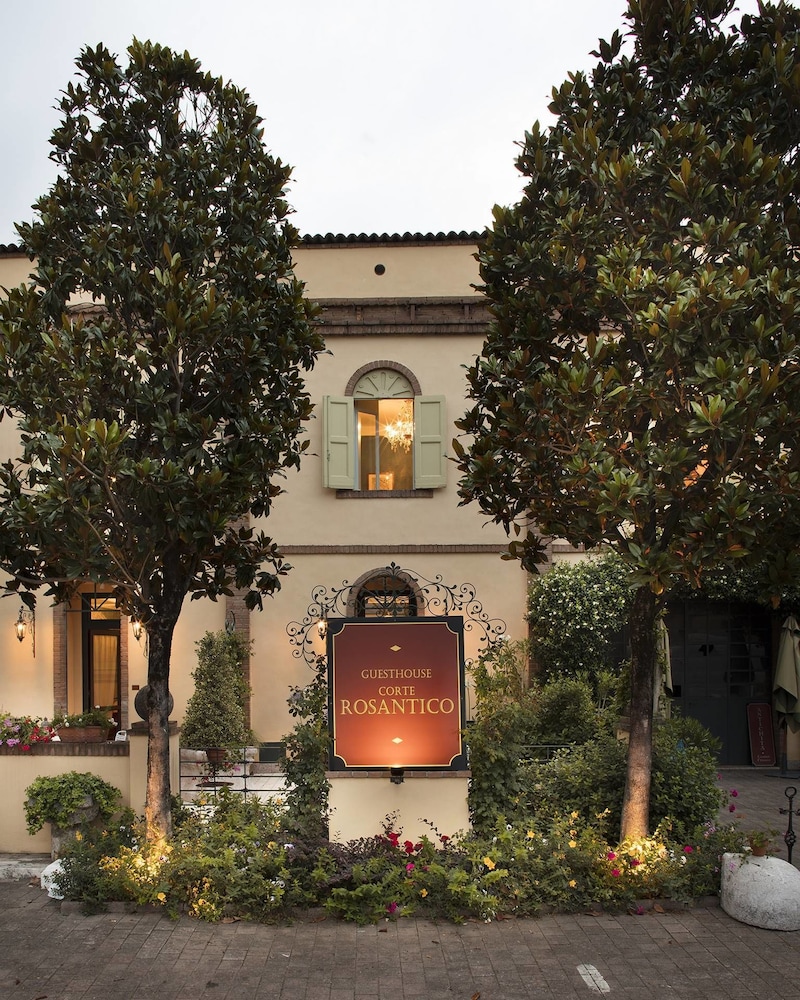 Corte Rosantico — hotel in Bussolengo