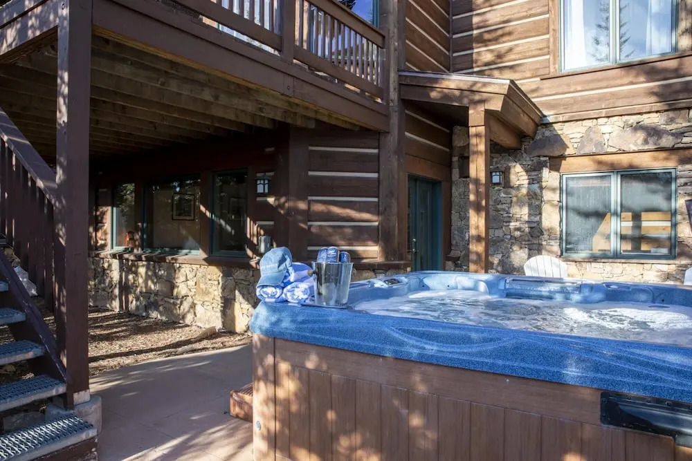 Zendo by Avantstay Serene Mountain Abode w Hot Tub & Views - photo 13