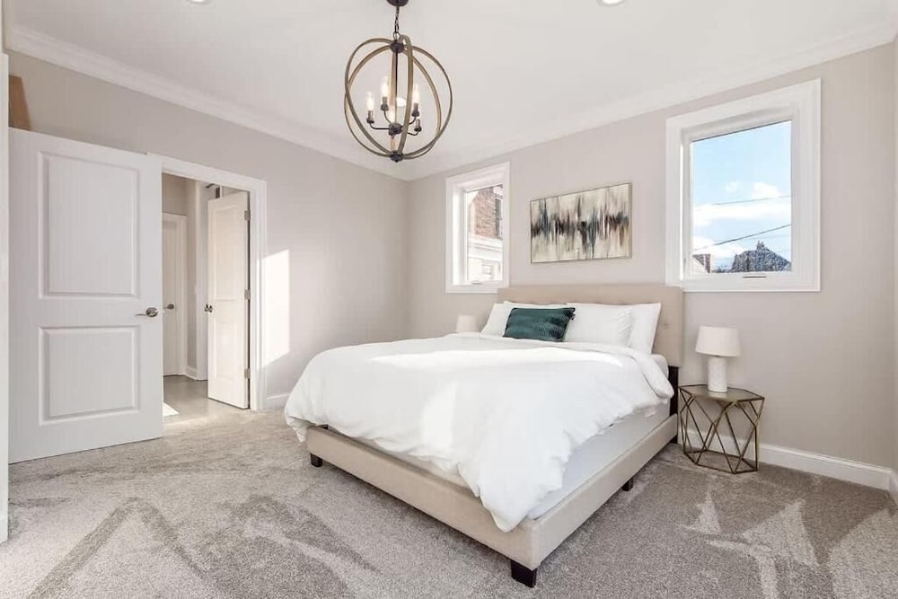 Luxury Modern Harrison West Townhome in Columbus, United States