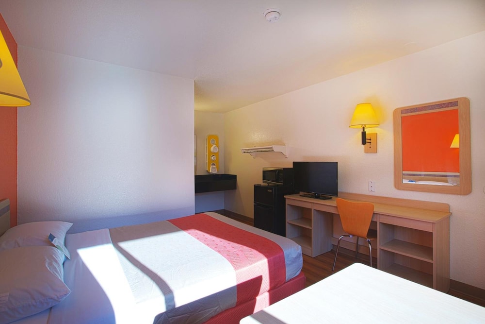 North Charleston Lodge - photo 9