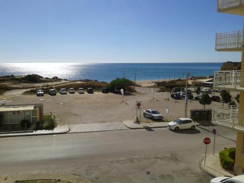Gui Beach House — 4-Star Luxury Hotel in Armacao De Pera, Portugal
