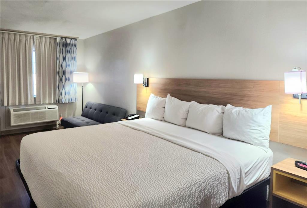Days Inn by Wyndham Portland Corpus Christi - photo 12