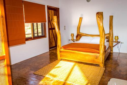 Canoa Suites - carbon neutral hotel in Manta
