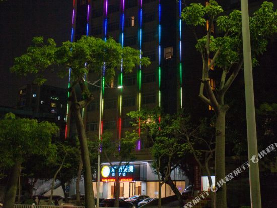 City Convenient Hotel — hotel in Zhanjiang