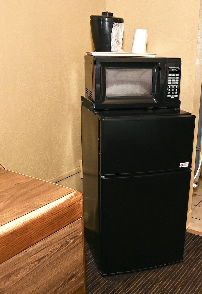 Fortune Inn And Suites Newport - photo 27