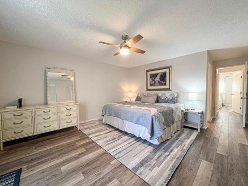 708 Queens Grant - photo 12