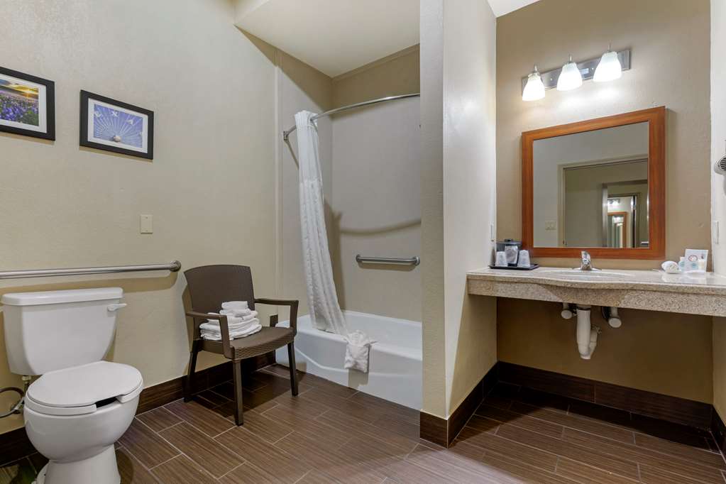 Comfort Suites Gainesville - photo 24