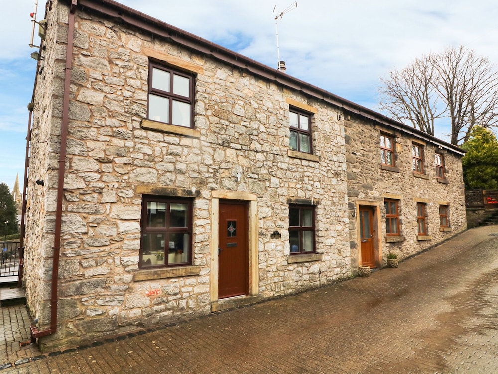 1 The Stables - carbon neutral hotel in Clitheroe