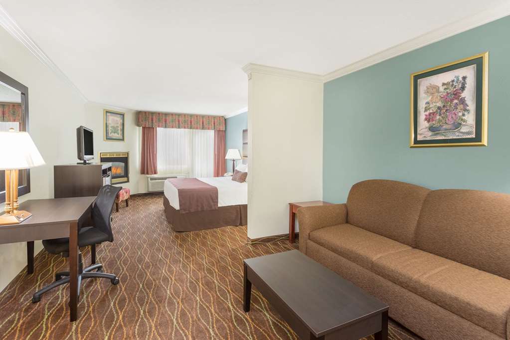 Baymont by Wyndham Helen - photo 10
