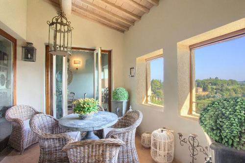 La Loggia — 4-Star Luxury Hotel in Montaione, Italy