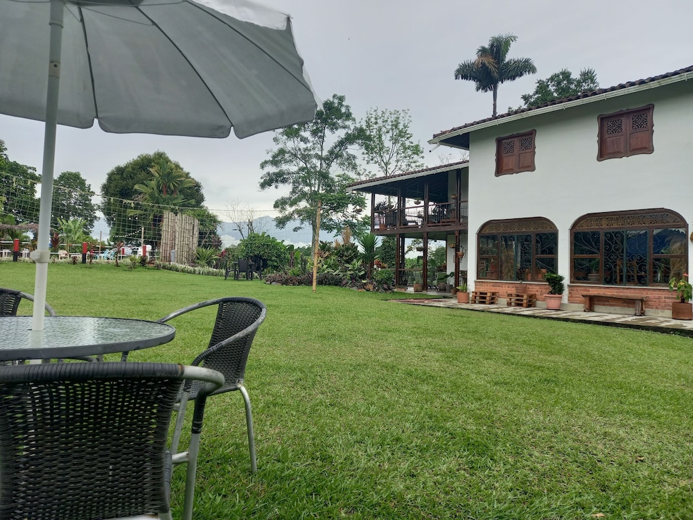 Alojamiento rural la pradera in Montenegro, Colombia