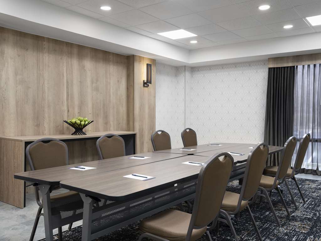 Hyatt Place Kansas City Overland Park Metcalf - photo 26