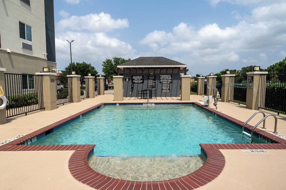 Candlewood Suites Deer Park TX by IHG - photo 26