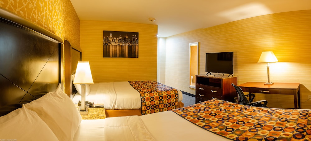 Elmhurst Hotel - photo 10