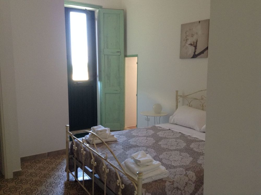 Corte Lo Jucco — hotel in Taranto