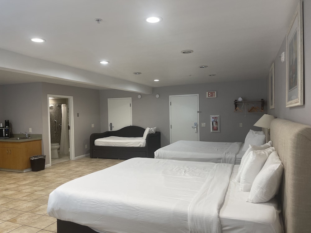 Morro Shores Inn And Suites - photo 21