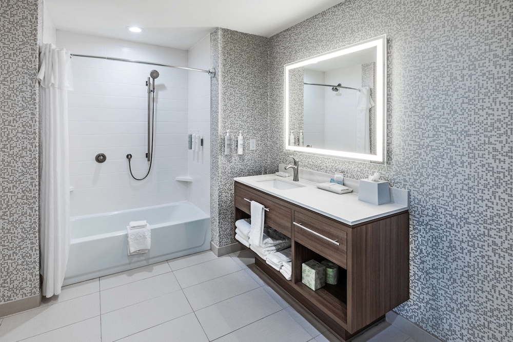 Home2 Suites by Hilton Weatherford - photo 34