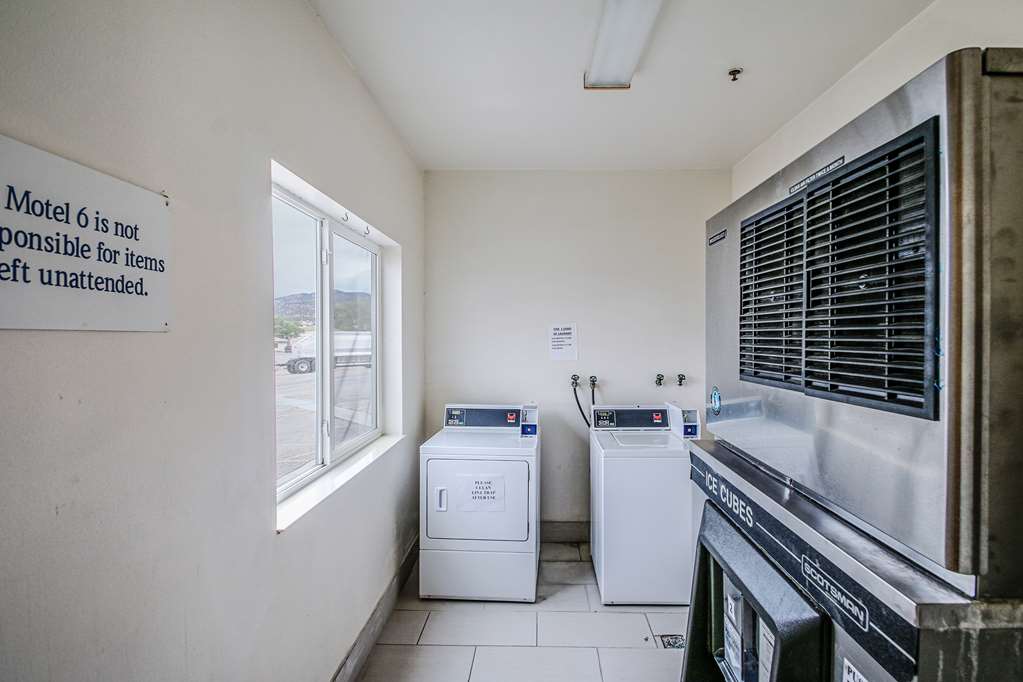 Motel 6 Nephi UT - photo 30