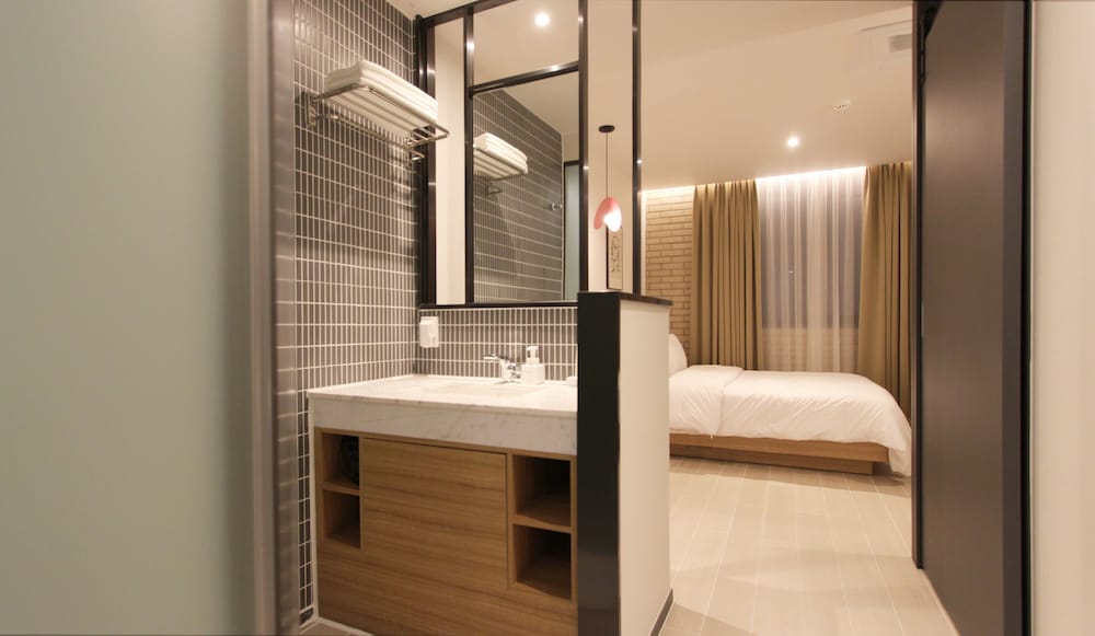 Seven Bricks Hotel — Gwangyang — photo 4