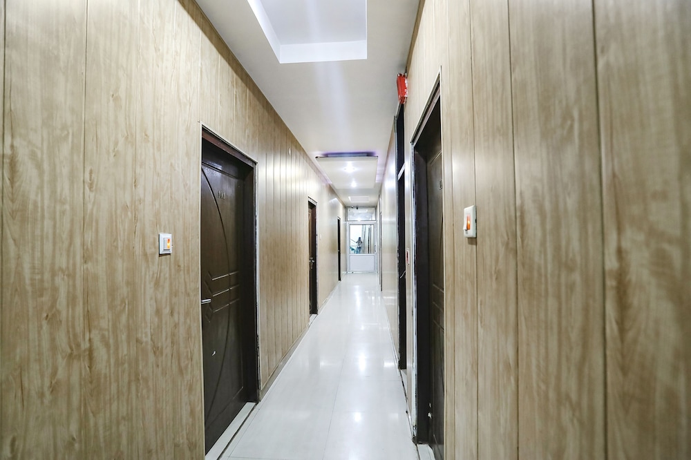 FabHotel DPS International — Allahabad — photo 2