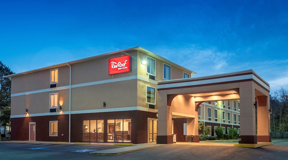 Red Roof Inn & Suites Biloxi Ocean Springs - photo 39