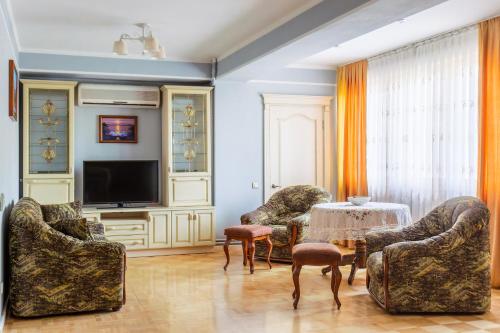 Downtown Big Apartment — 4-Star Luxury Hotel in Tashkent, Uzbekistan