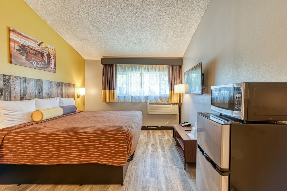 La Mirage Inn Hollywood - photo 17