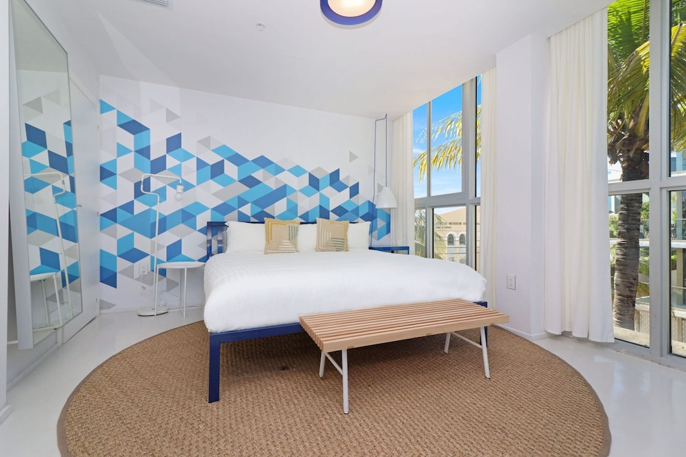 Roami at 250 Collins - photo 23