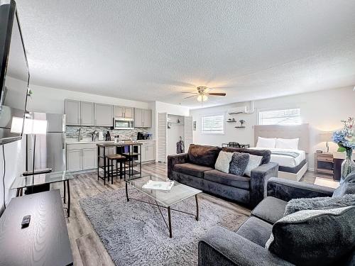 Comfy Studio Farm Stay — 4-Star Luxury Hotel in Orlando, United States