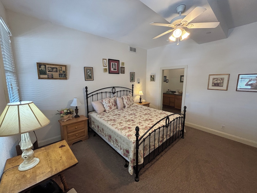 Hermann Crown Suites - photo 113